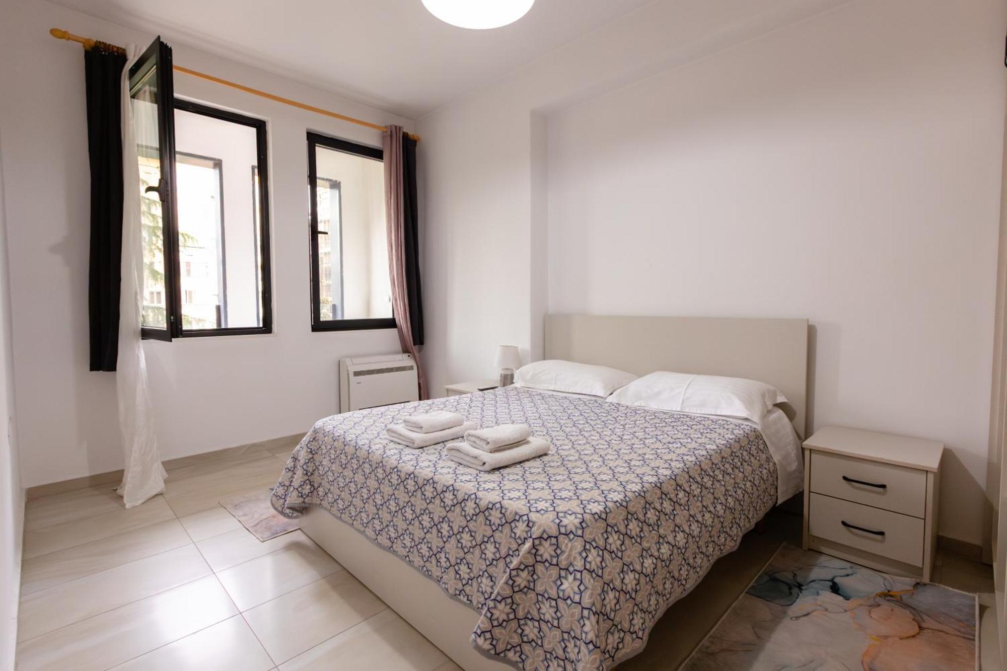 Happy Home Central 1 Tirana Exterior foto